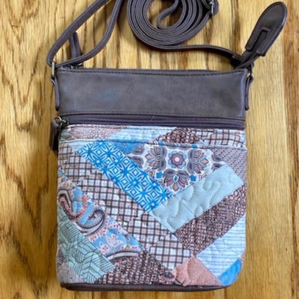 Quilted Cross-Body Purse - Perfect for Fall!
